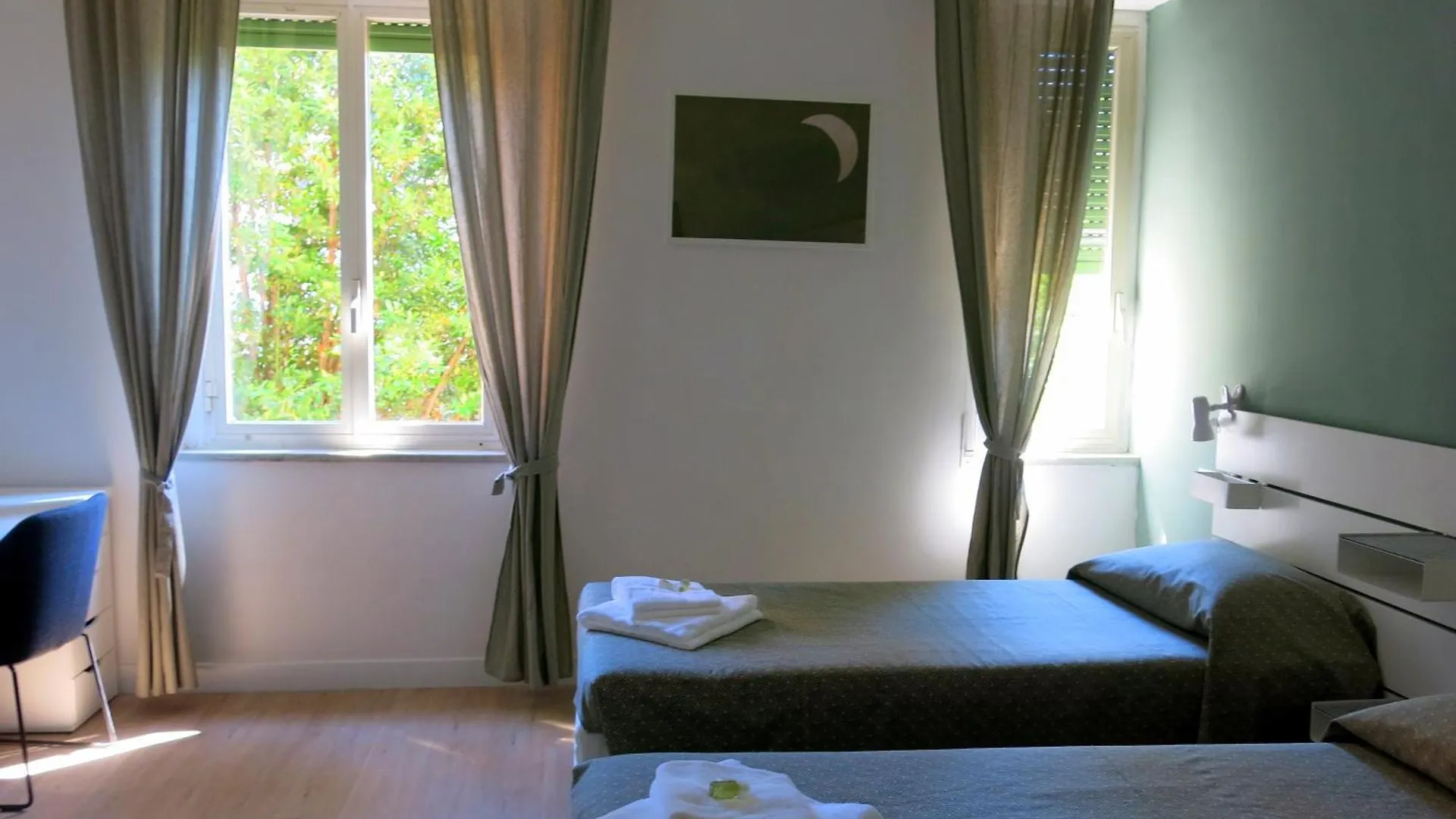 Residenza Cimone Hotel Róma 0*,  Olaszország